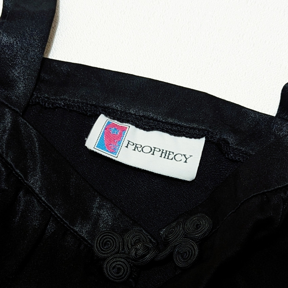 Vintage | Prophecy | Satin Silk | Smooth & Flowy | Goth | Whimsical - Picture 5 of 5